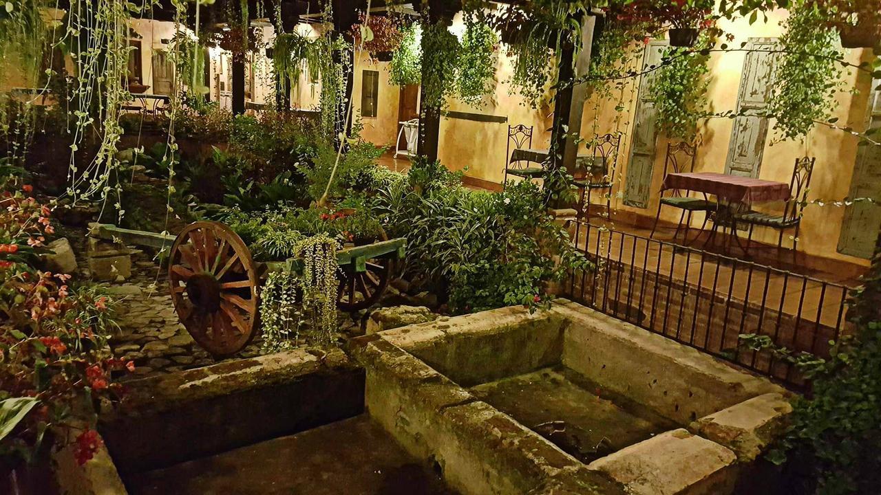 Hotel Eterna Primavera Antigua Room photo
