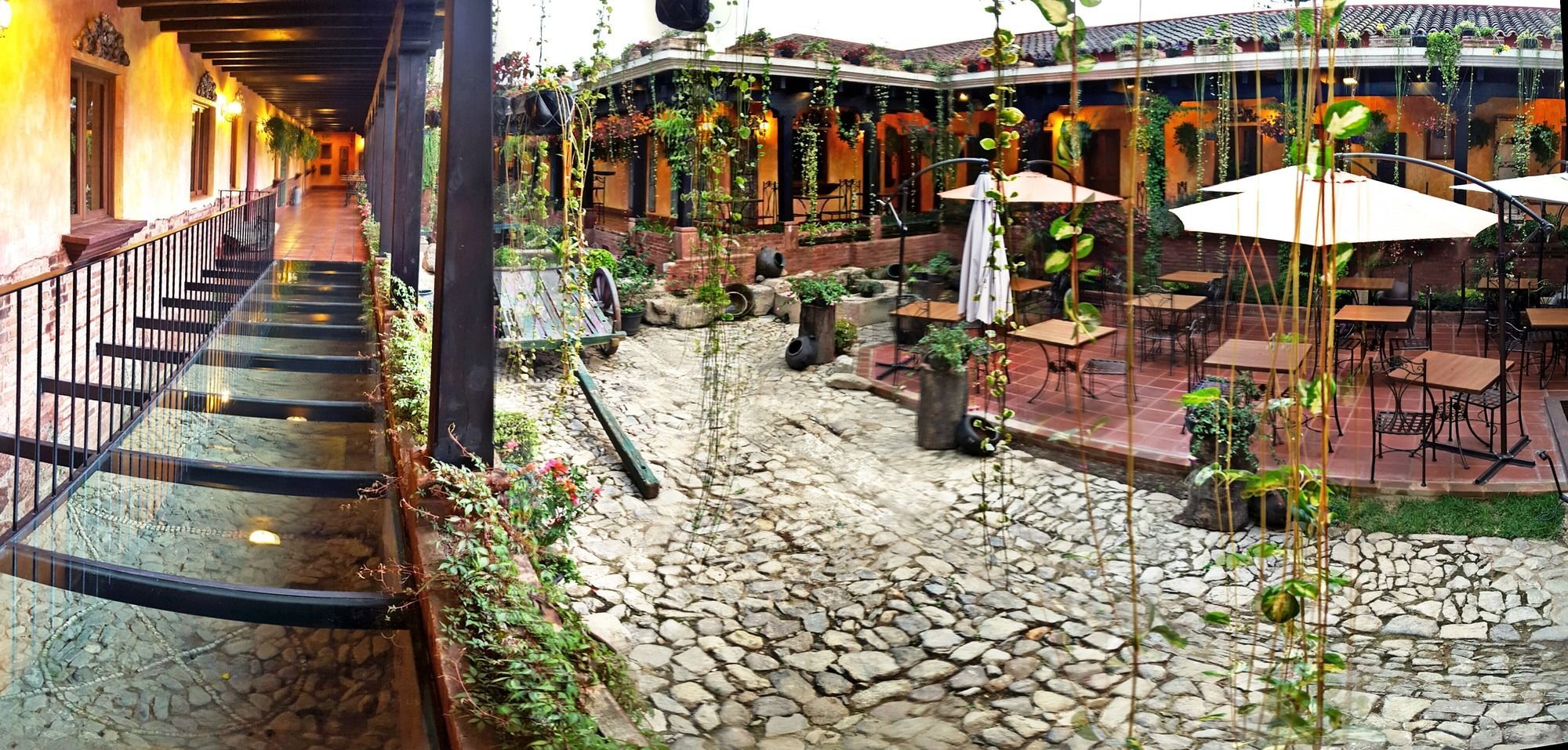 Hotel Eterna Primavera Antigua Exterior photo